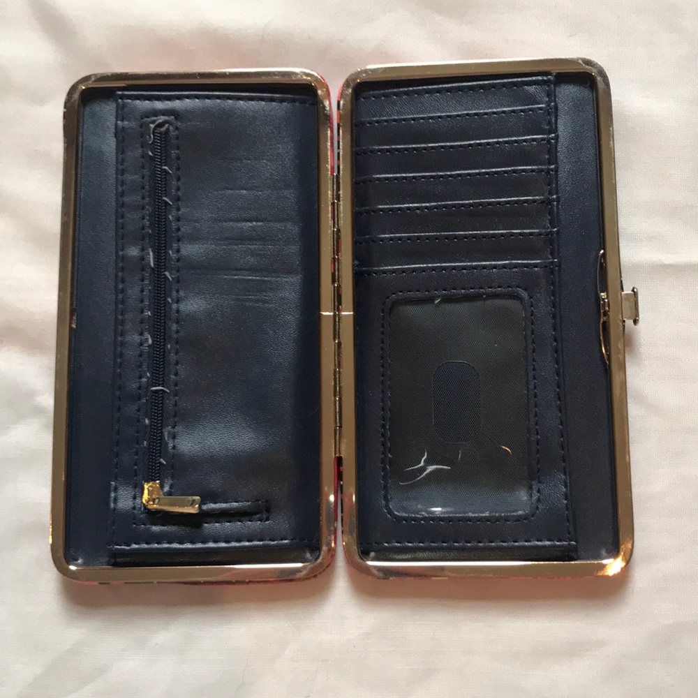 Patterned Wallet - Picture 3 of 6